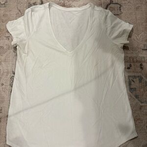 Lululemon Women's V-Neck White Top